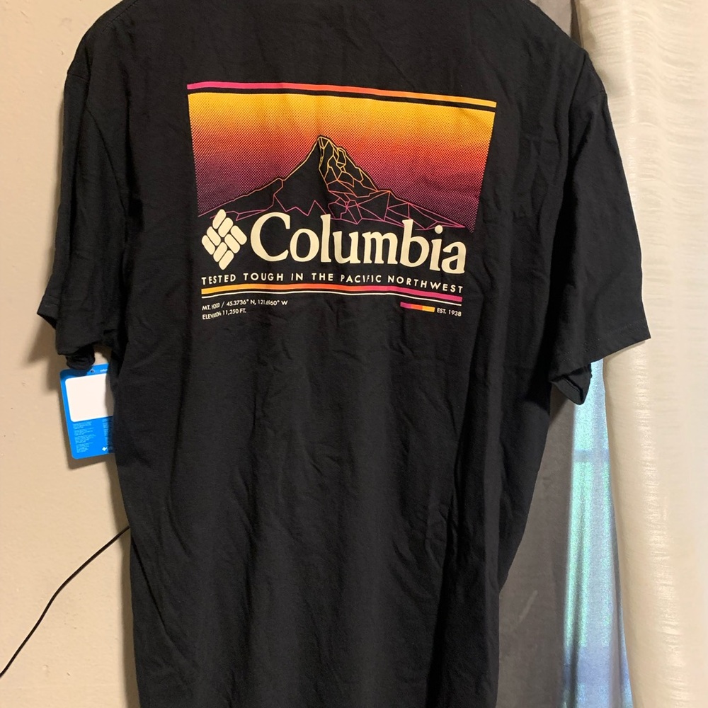 Columbia Tee - Picture 2 of 2